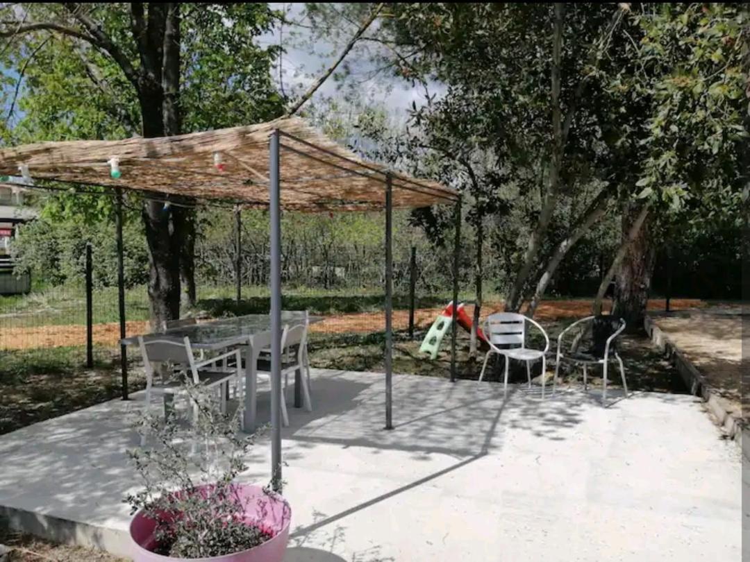 Maison Au Pied Des Cevennes Rousson  Eksteriør bilde